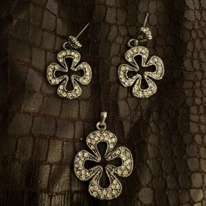 Silver Floral Jewelry Set